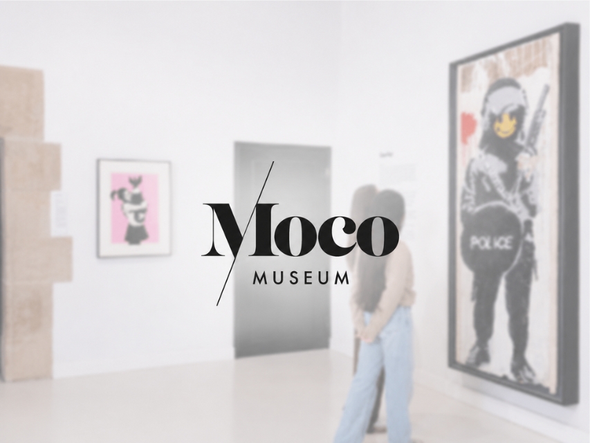 Moco Museum Barcelona: Banksy, KAWS y arte digital en una visita imprescindible Moco Museum Barcelona con exposiciones de Banksy, KAWS y arte digital inmersivo, una de las visitas culturales más recomendadas para quienes buscan qué ver en Barcelona.