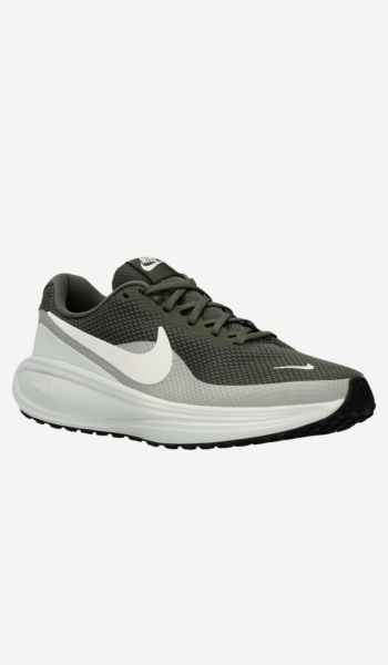 Sprinter Nike Revolution 8 Zapatillas running hombre verde – Oferta